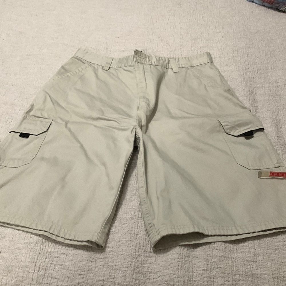 NWOT Dockers shorts 38 mens
